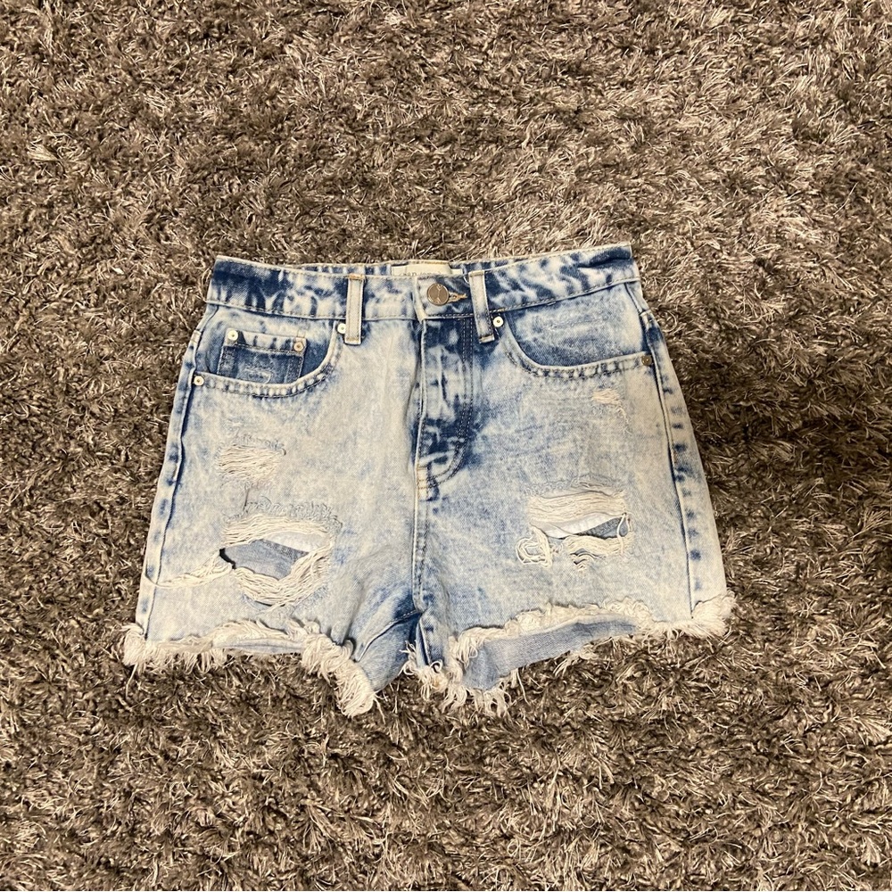 Woman’s Distressed Jorts